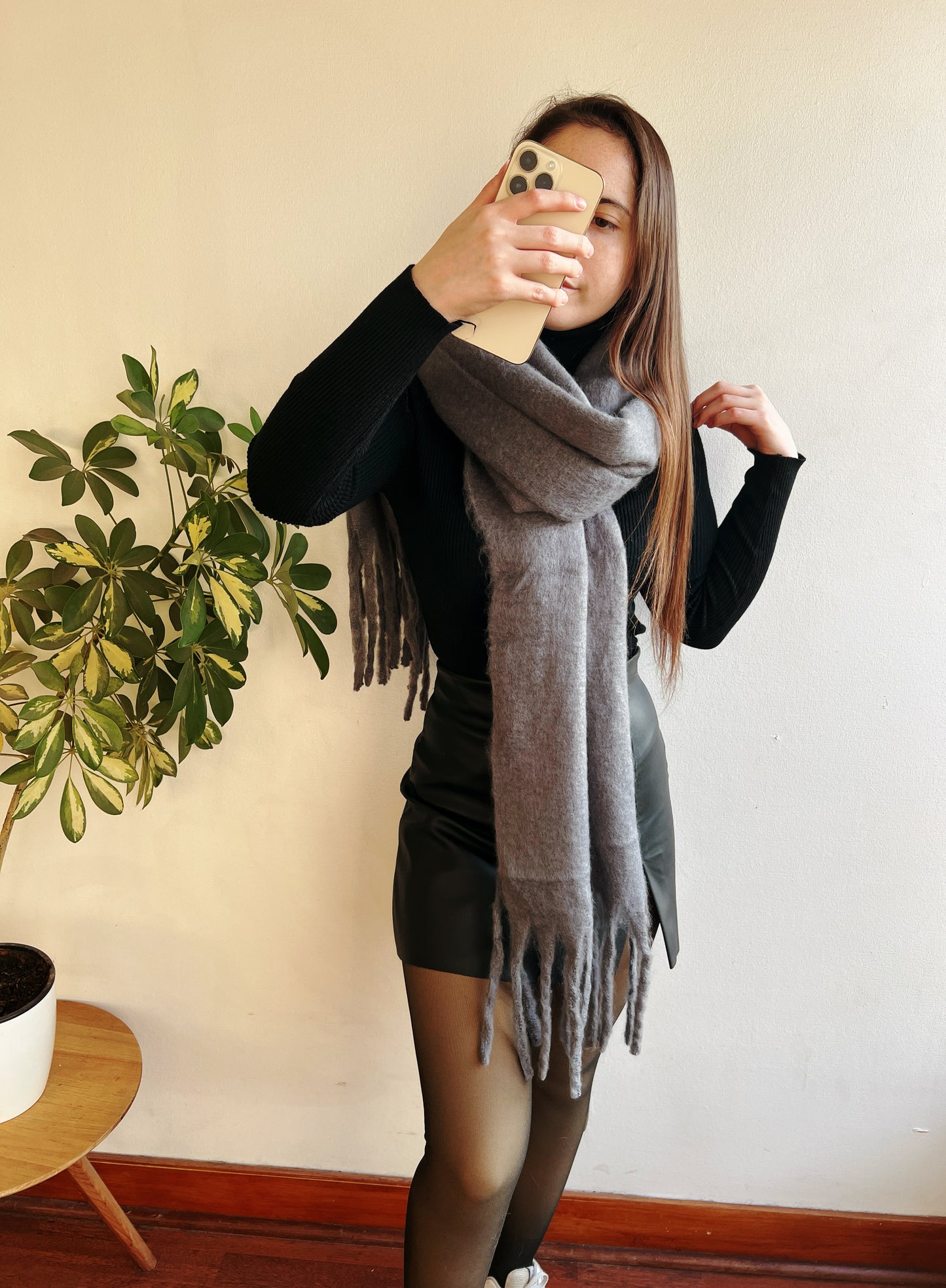 MAXI BUFANDA GRIS OSCURO