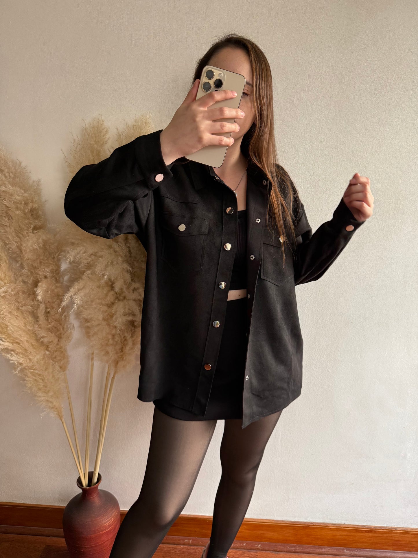 Chaqueta gamuza negro