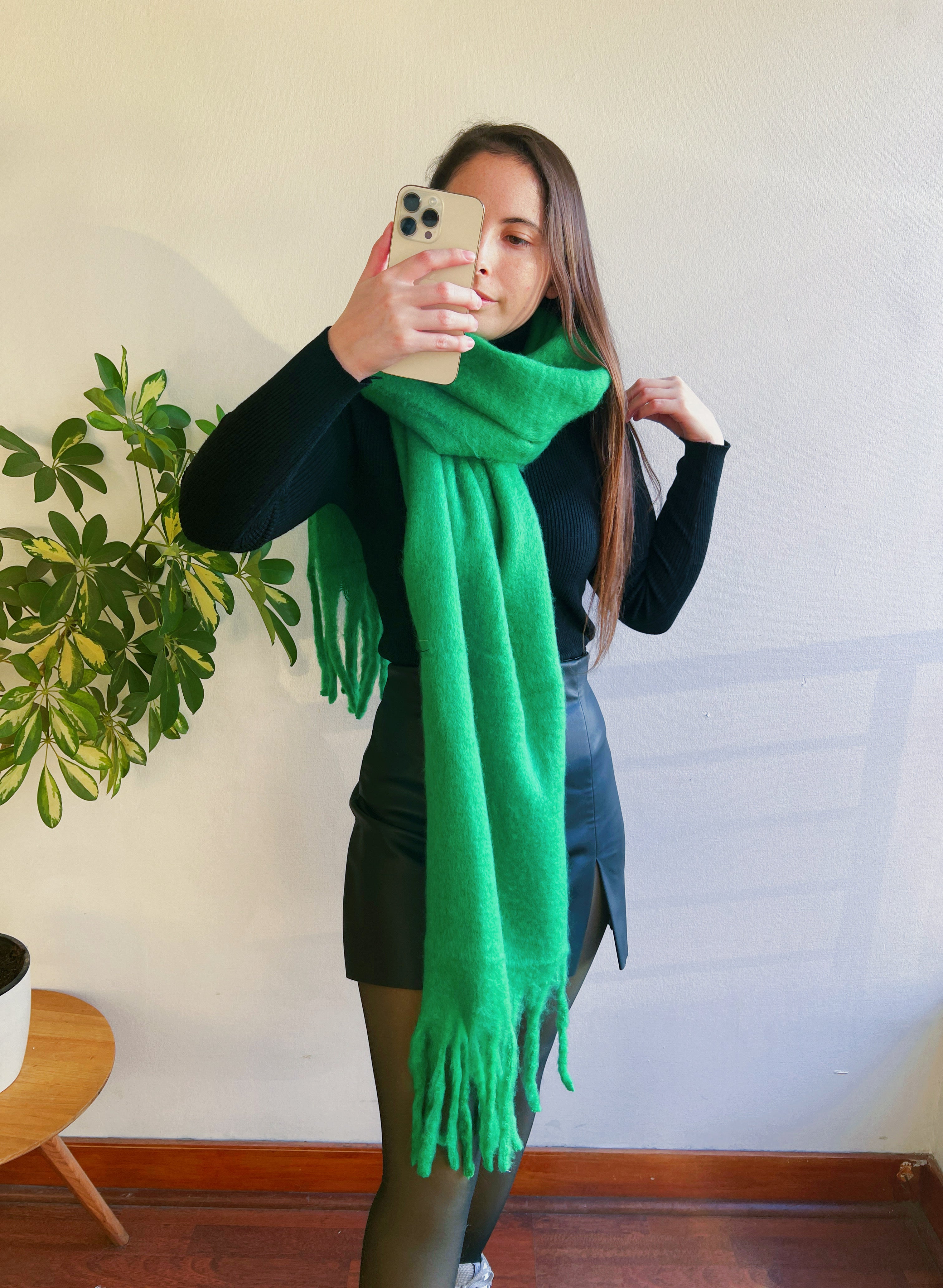 MAXI BUFANDA VERDE Imagen secundaria del producto