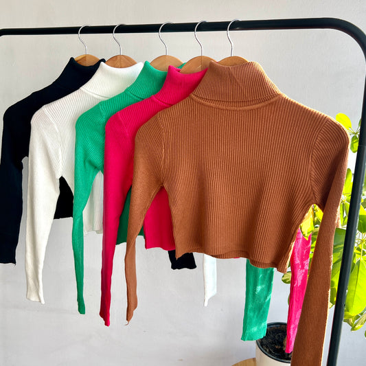 BEATLE CROP TOP