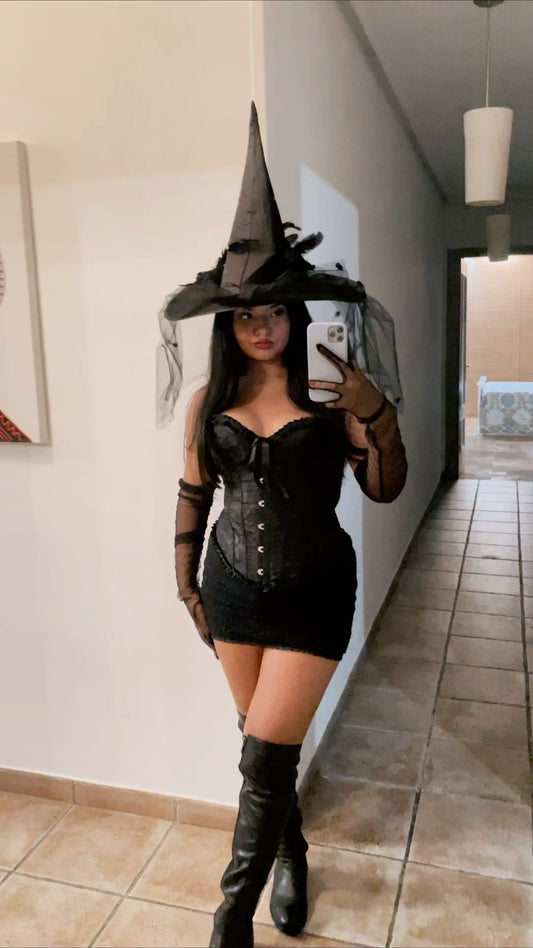 DISFRAZ BRUJA
